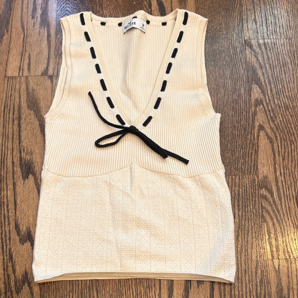 Hollister Cream Tank Top with Black Details